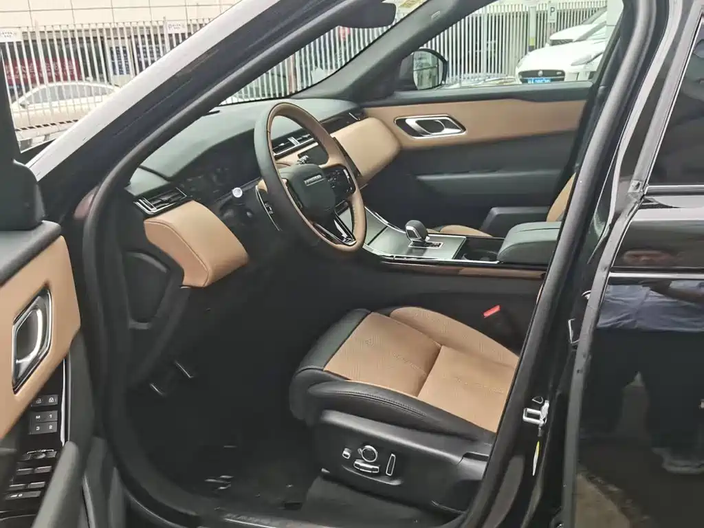 Range Rover Velar 2025 Dynamic HSE