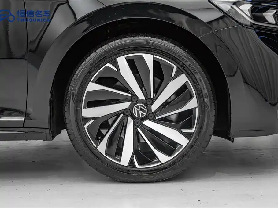Passat 2023 Facelift 330TSI Starlight Elite Edition