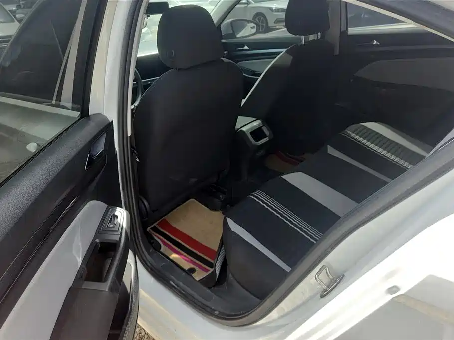 Bora 2023 1.5L Automatic Changxing Limited Edition