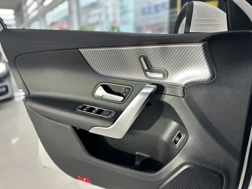 Mercedes-Benz A-Class 2023 A 200 L Fashion Edition