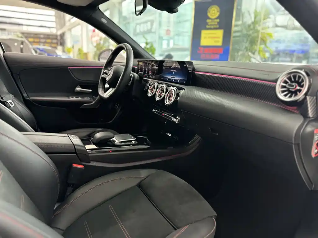 Mercedes-Benz A-Class 2023 A 200 L Fashion Edition