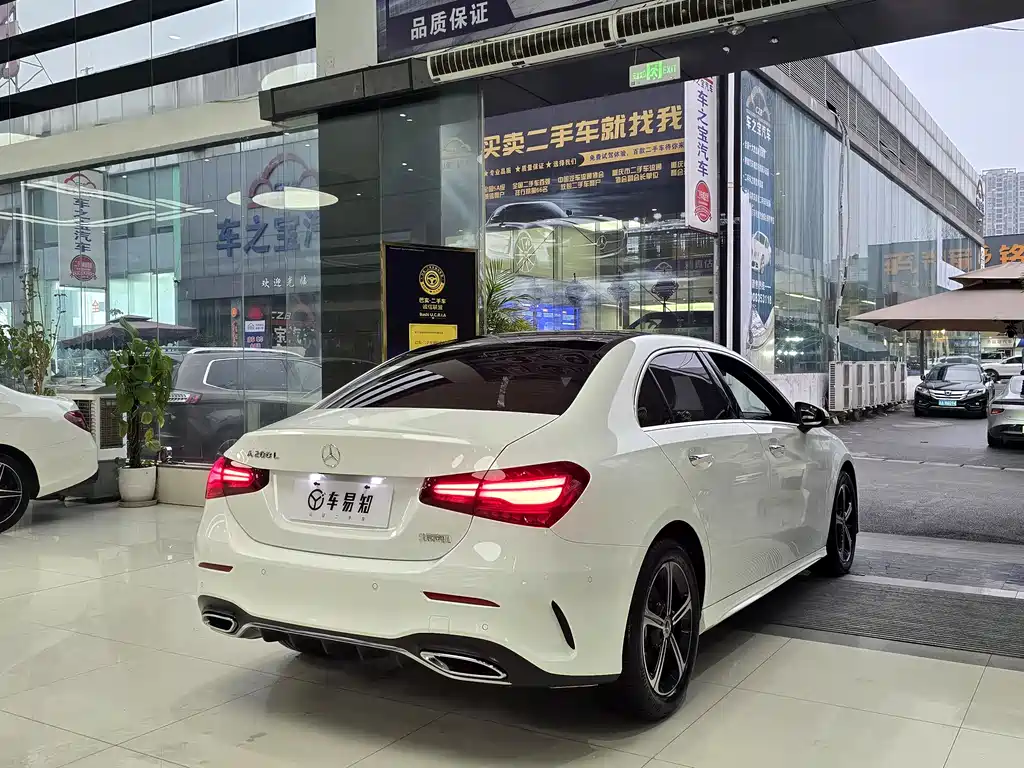 Mercedes-Benz A-Class 2023 A 200 L Fashion Edition