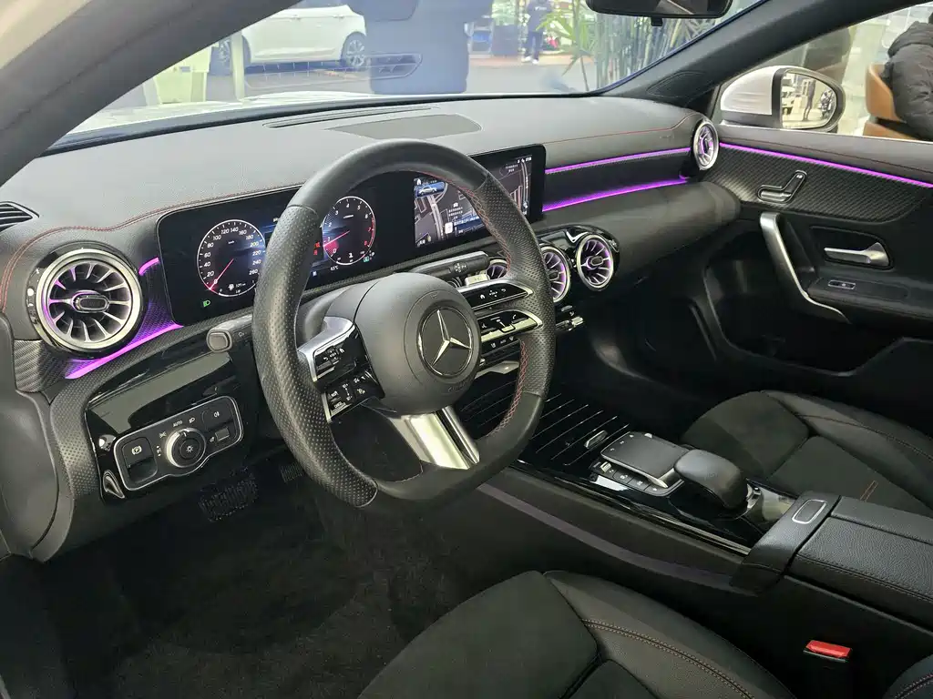 Mercedes-Benz A-Class 2023 A 200 L Fashion Edition