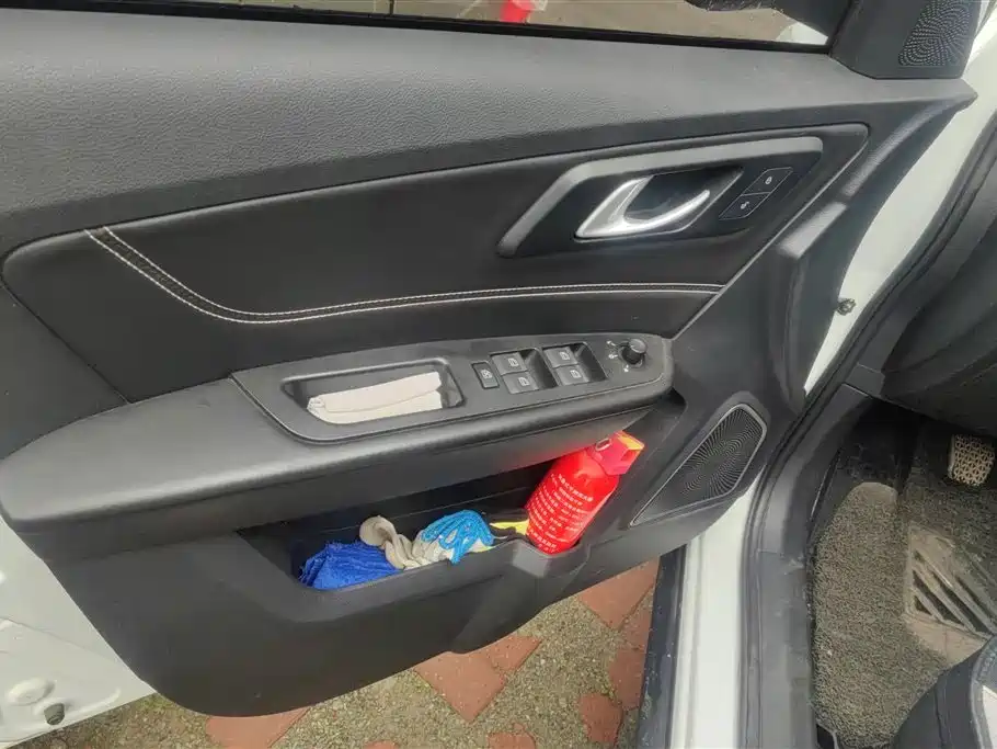 Bestune X40 2019 1.6L Manual Luxury China V