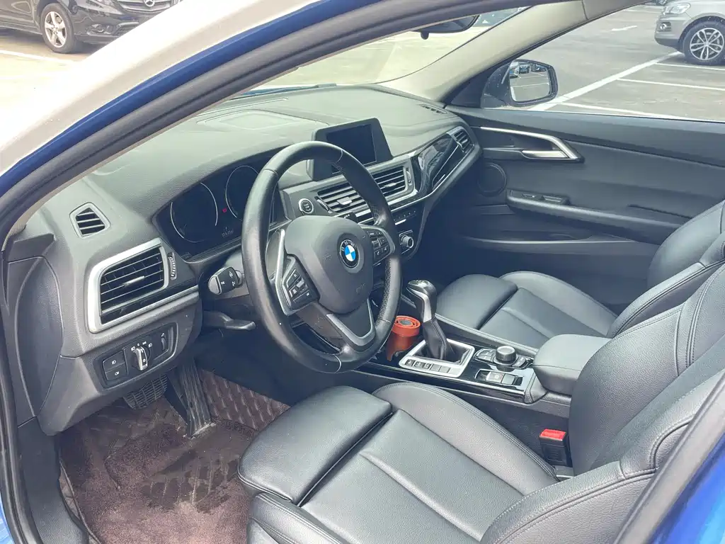 BMW 1 Series 2018 118i Sport