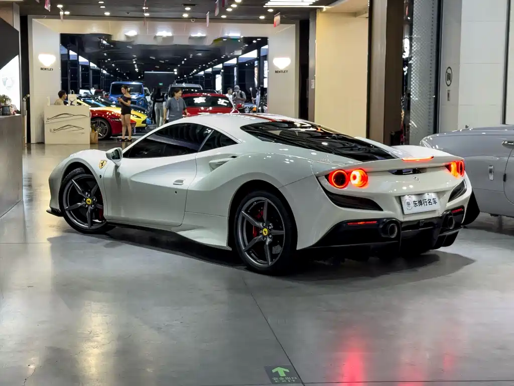 Ferrari F8 Tributo