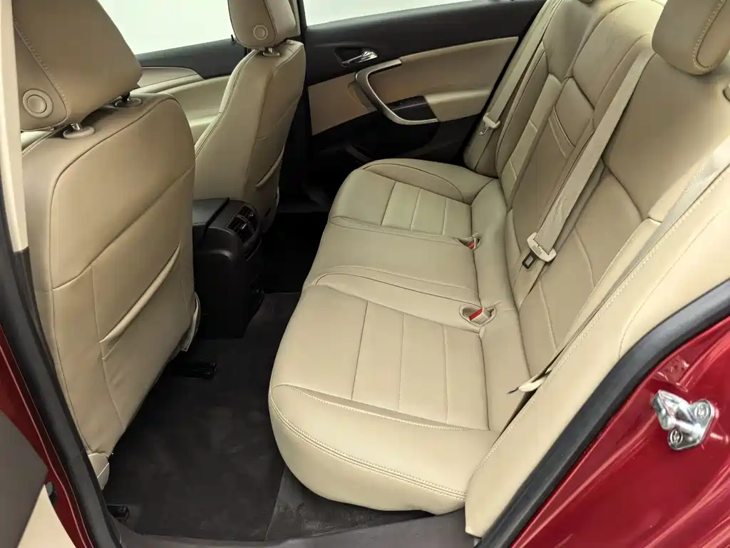 Buick Regal 2011 2.0L Comfort Edition