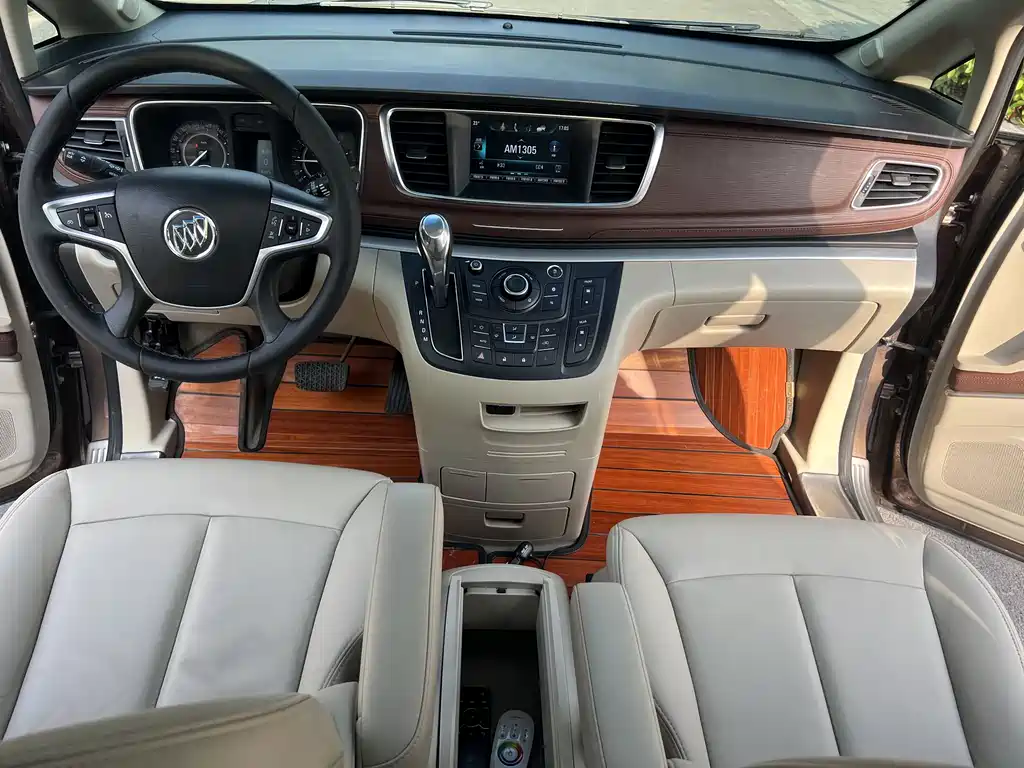 Buick GL8 2018 28T Luxury Model China VI