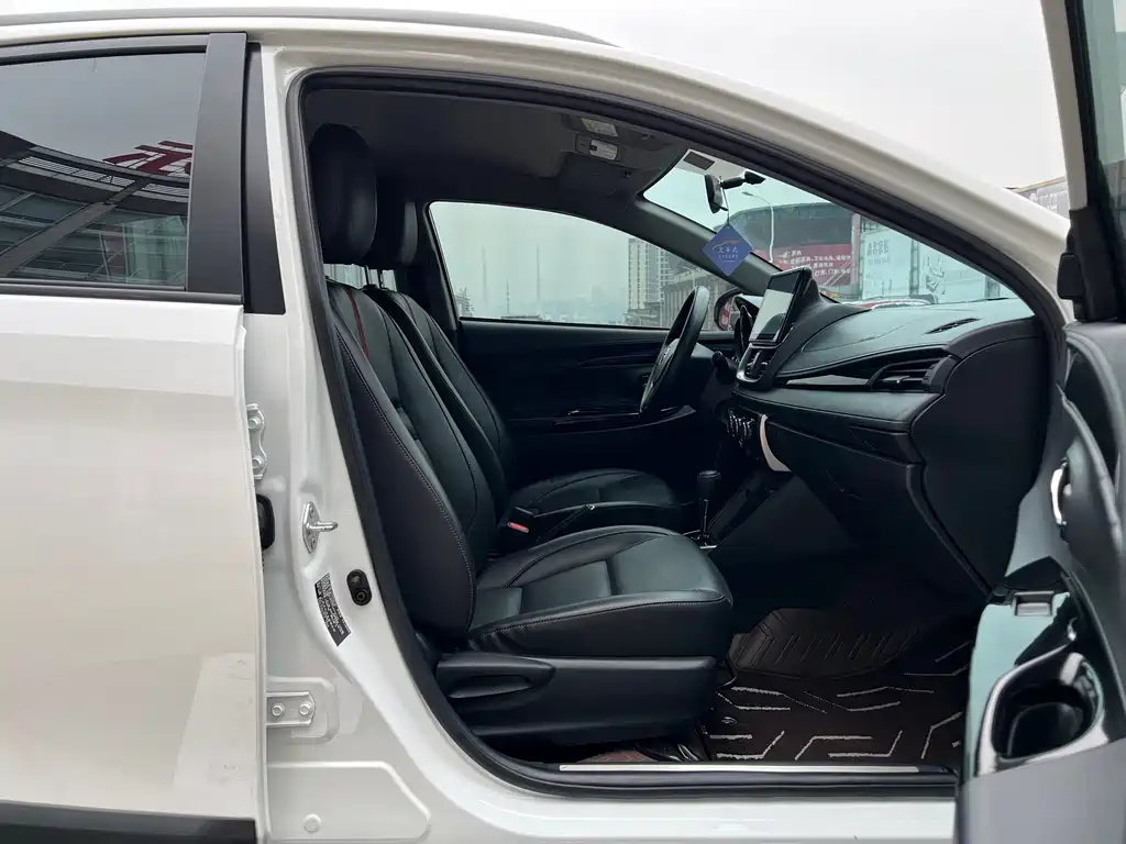 Toyota Yaris L Zhixuan X 2020 1.5L CVT Luxury Edition