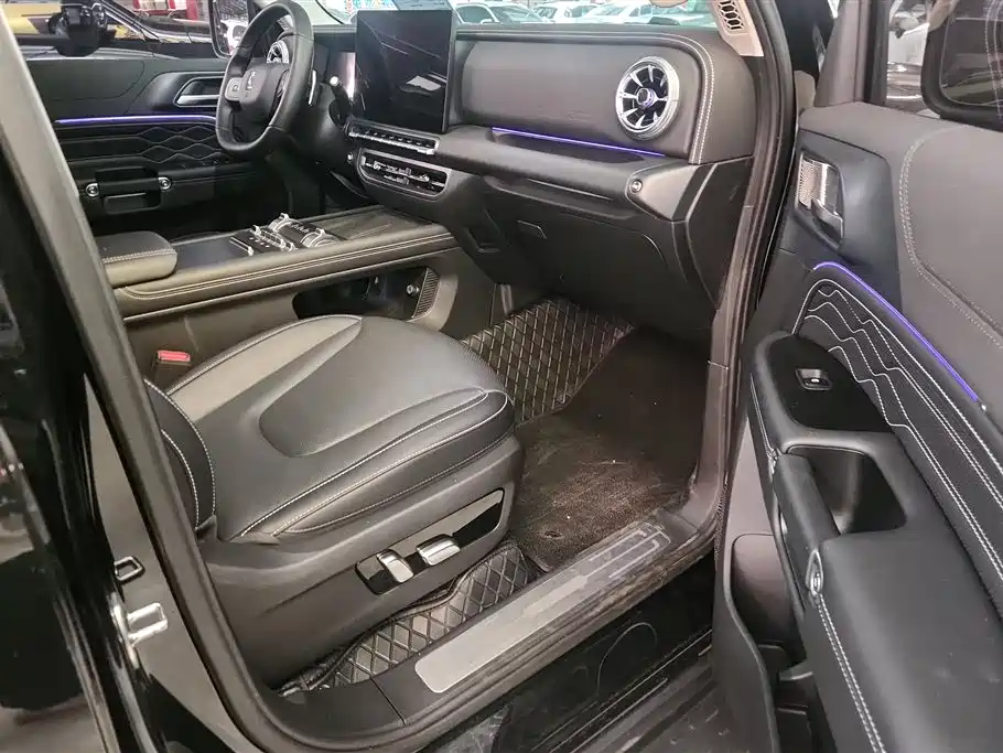 Tank 300 PHEV 2025 Hi4-T 37.1kWh