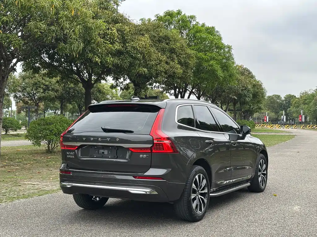Volvo XC60 2024 B5 AWD Inscription
