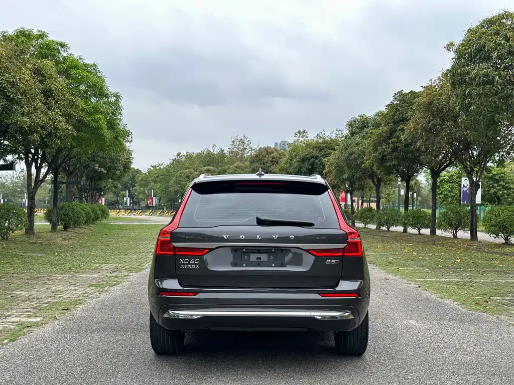 Volvo XC60 2024 B5 AWD Inscription
