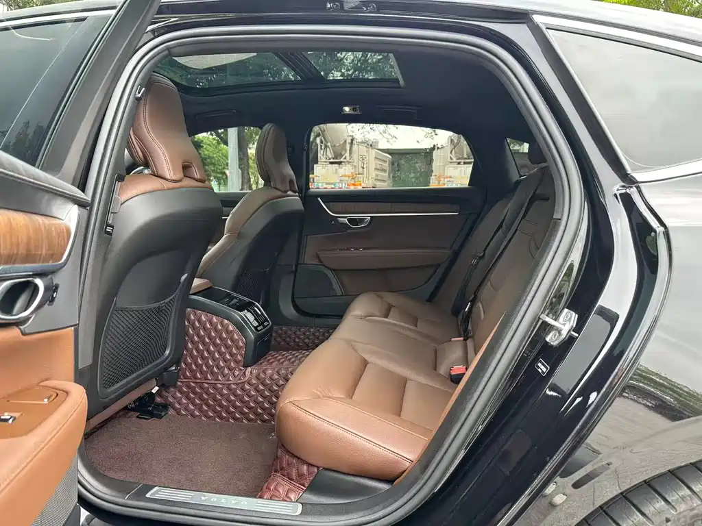 Volvo S90 2021 B5 Inscription