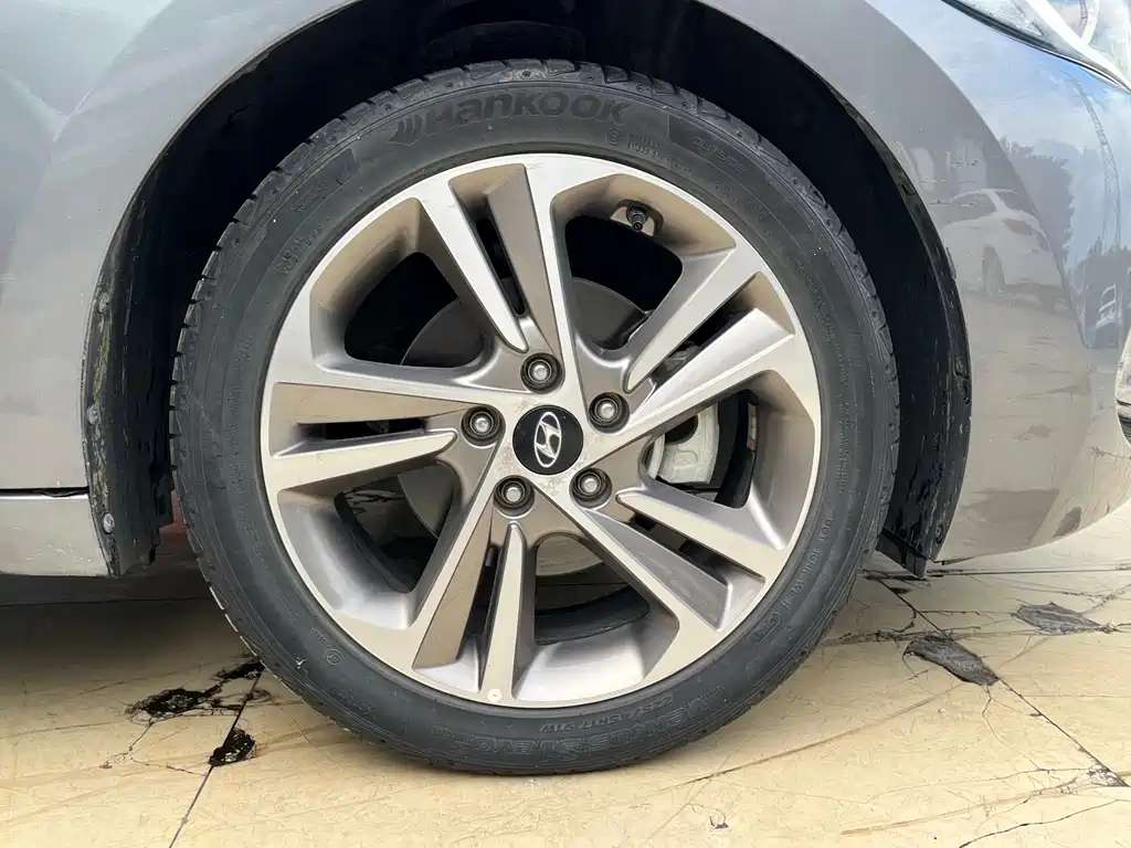 Hyundai Elantra 2016 1.6L Auto Elite