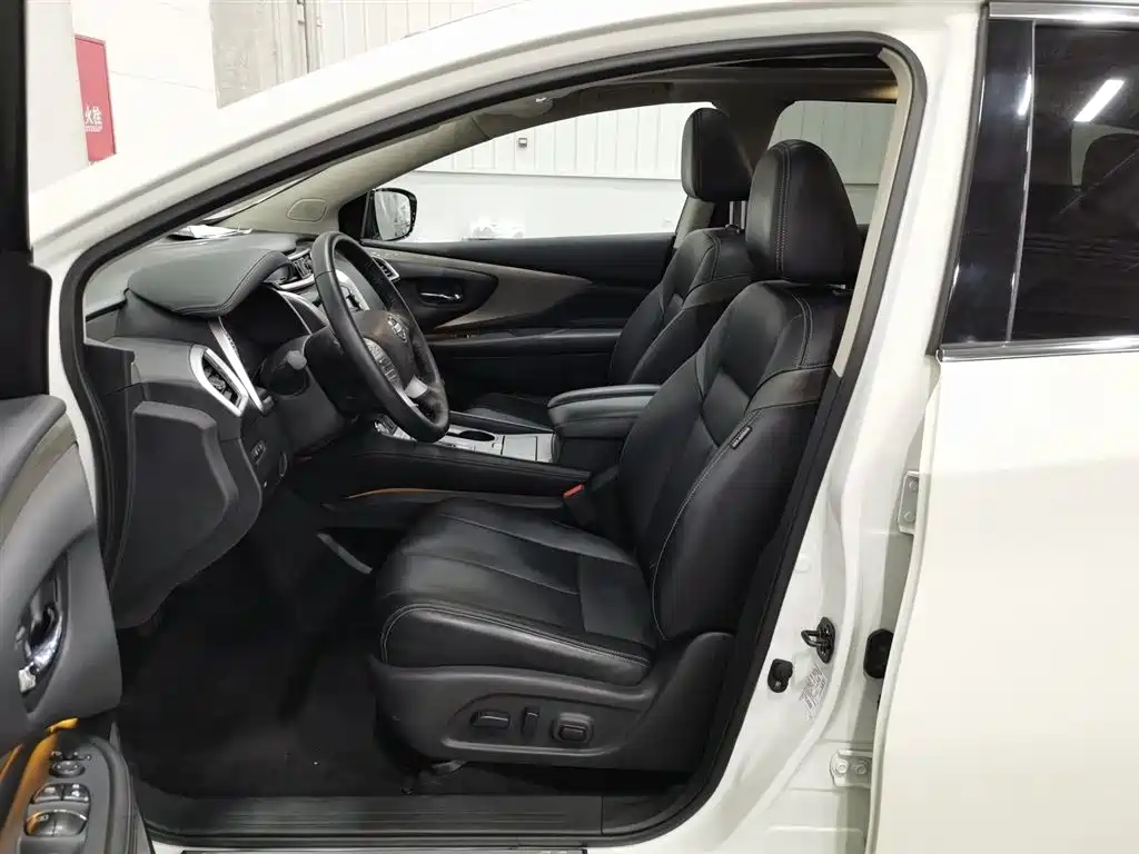 Nissan Murano 2017 2.5L XL FWD Zhi Shang Edition