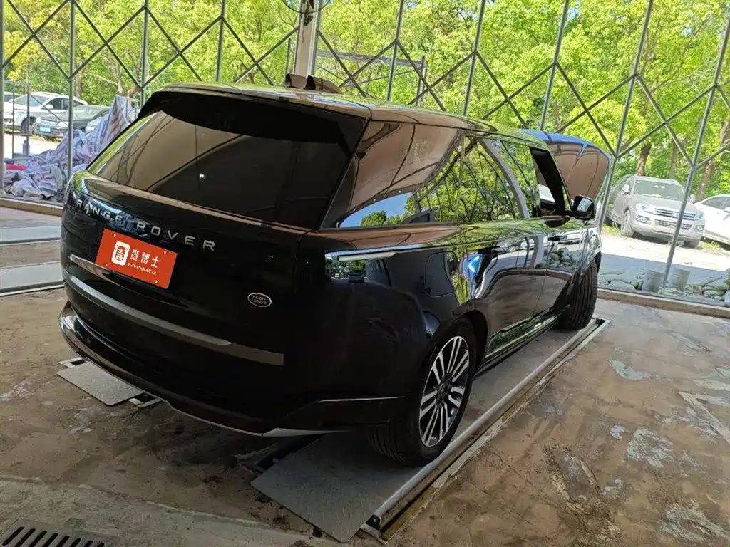 Range Rover 2024 3.0 L6 360PS Vogue Edition