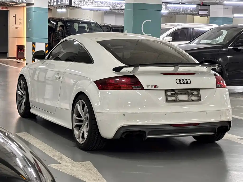 Audi TTS 2011 TTS Coupe 2.0TFSI quattro