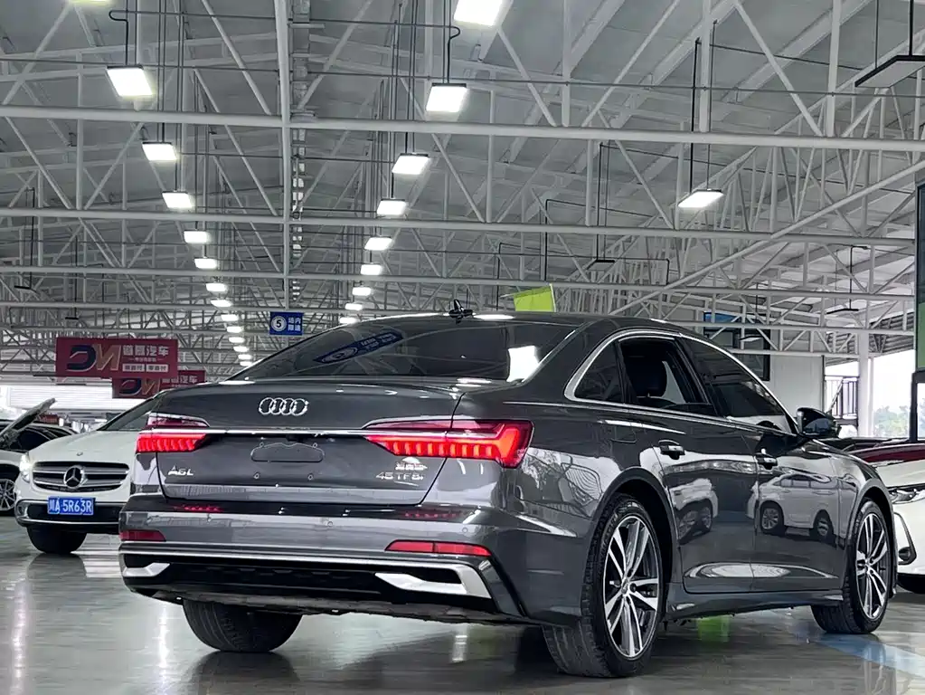 Audi A6L 2019 45 TFSI Zhenxuan Dynamic Edition