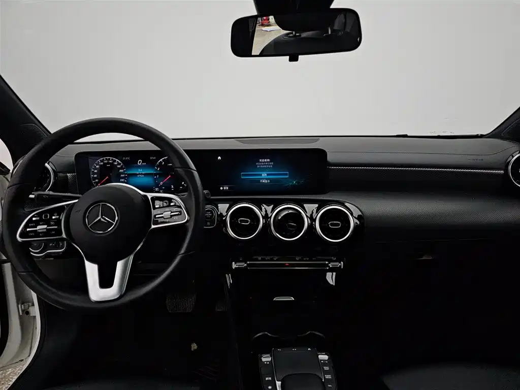 Mercedes-Benz A-Class 2021 Facelift A 180 L Sport Sedan