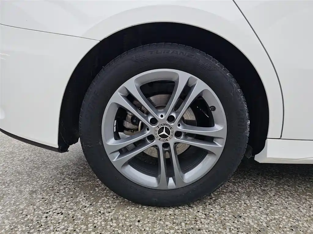Mercedes-Benz A-Class 2021 Facelift A 180 L Sport Sedan
