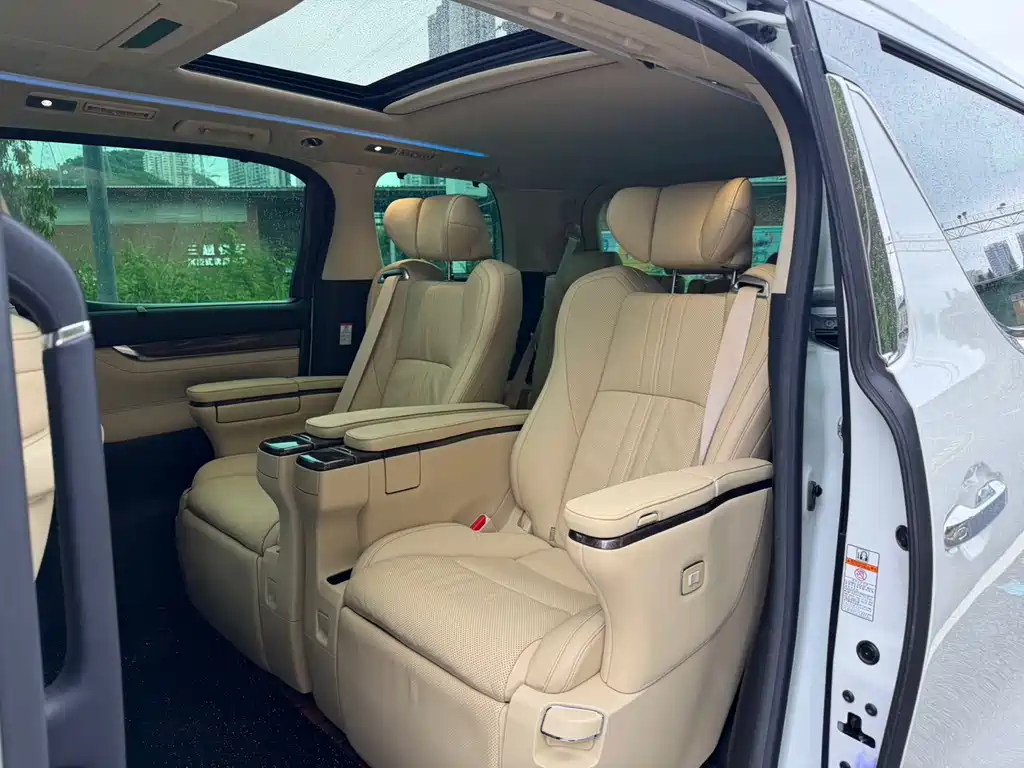 Alphard 2020 Hybrid 2.5L Premium Edition