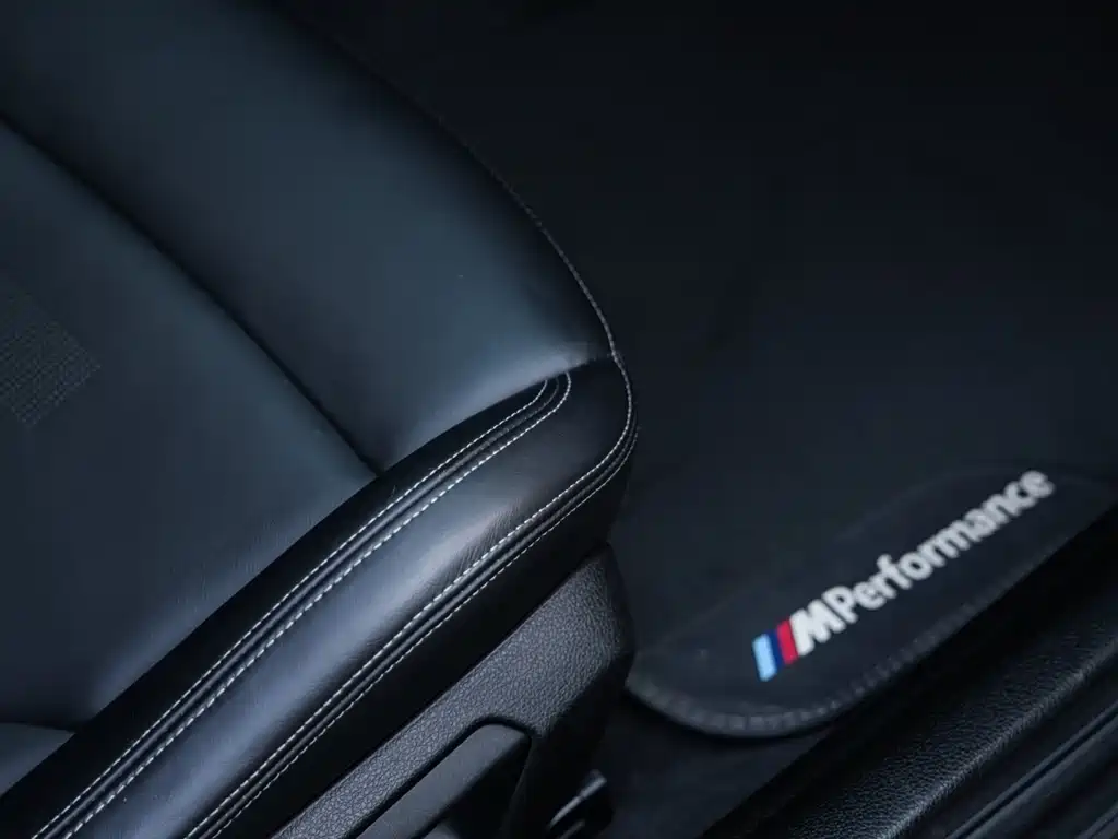 BMW M4 Coupe Shadow Edition 2019
