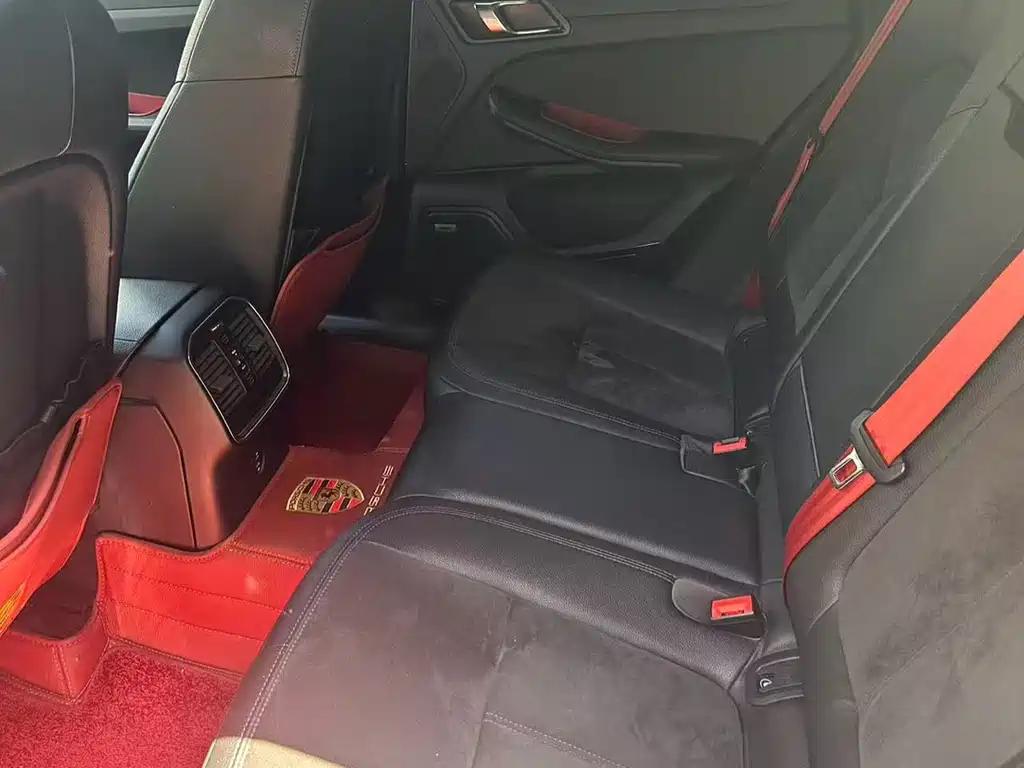 Porsche Macan 2021 2.0T