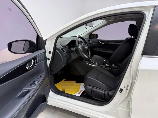 Nissan Tiida 2016 1.6L CVT Smart Edition