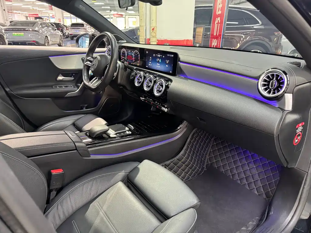 Mercedes-Benz A-Class AMG 2024 Facelift AMG A 35 L 4MATIC