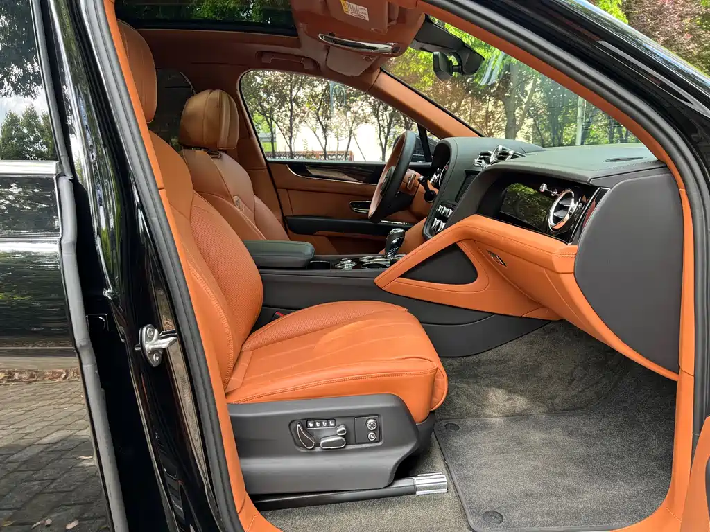 Bentayga 2022 4.0T V8
