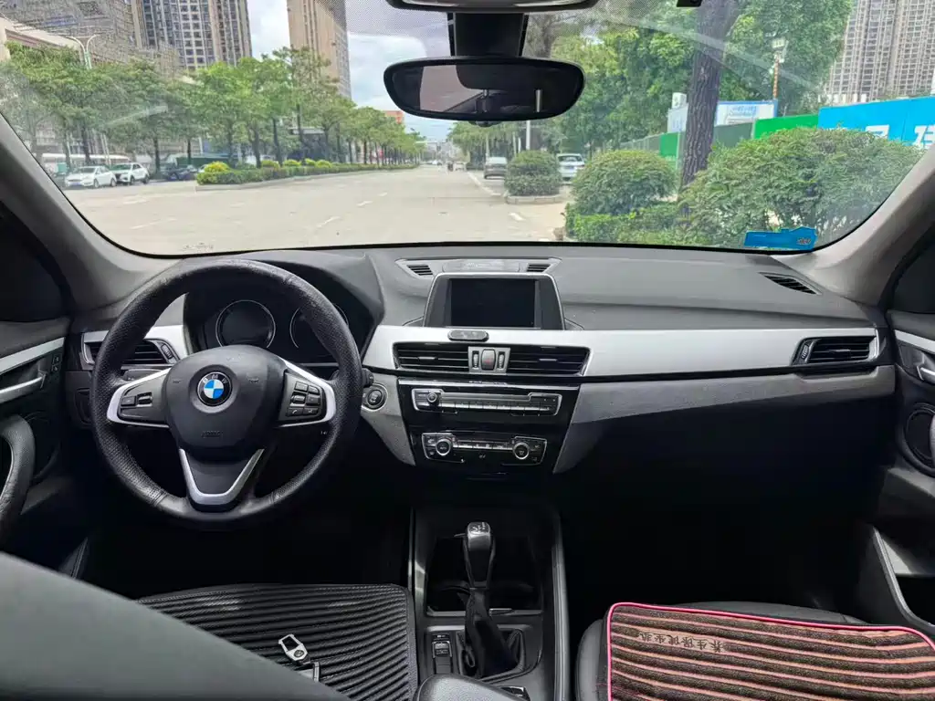 BMW X1 2018 sDrive18Li Fashion Edition