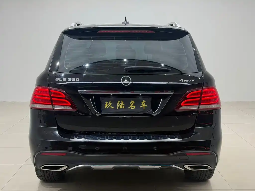 Mercedes-Benz GLE 320 4MATIC Luxury (2016)
