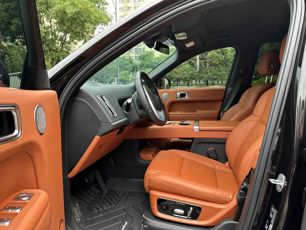 Li Auto L8 2023 Pro