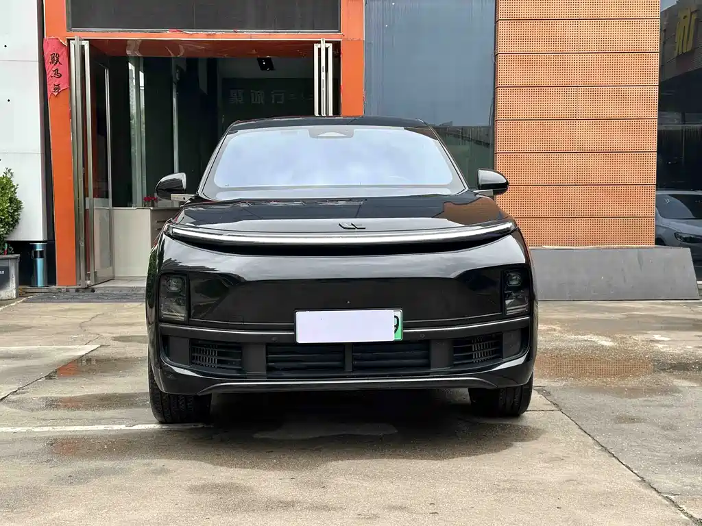 Li Auto L8 2023 Pro