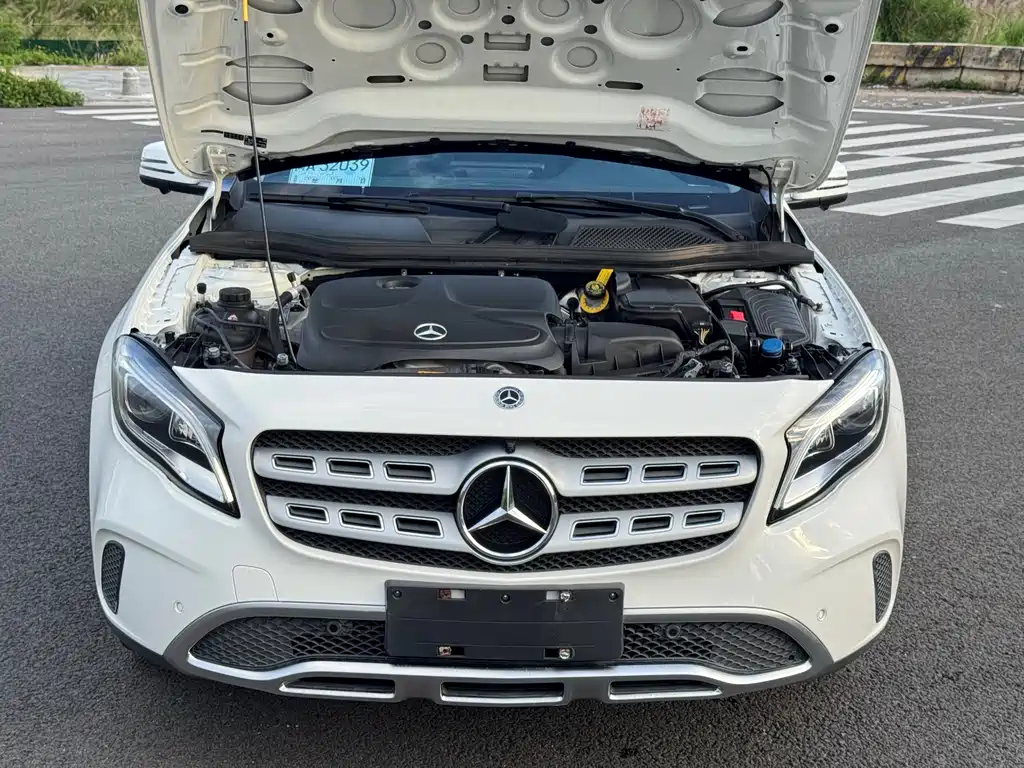 Mercedes-Benz GLA 2018 GLA 200 Fashion Edition