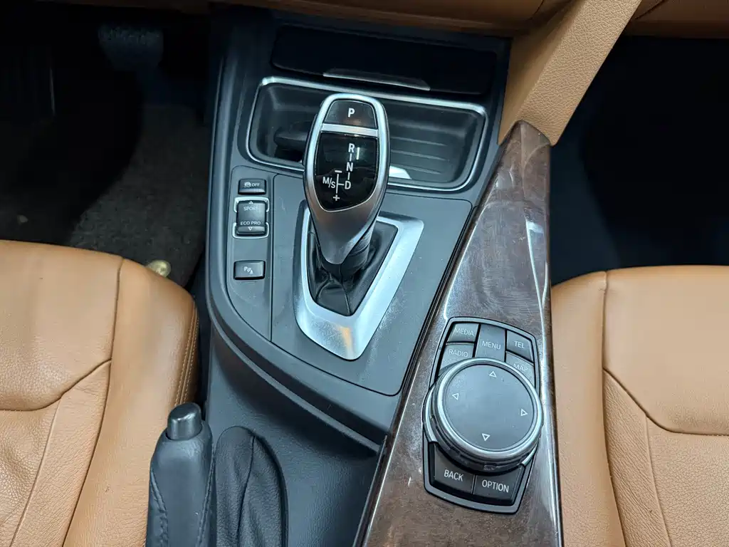 BMW 3 Series 2015 320Li Super Joy Edition Luxury Design Package
