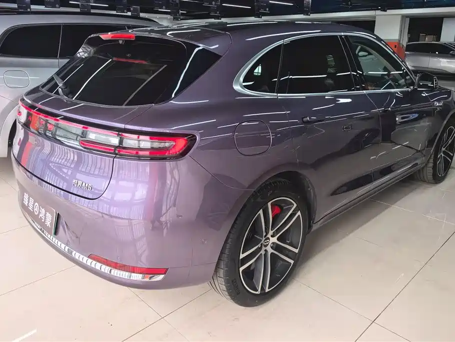 AITO M5 2025 EREV Ultra AWD