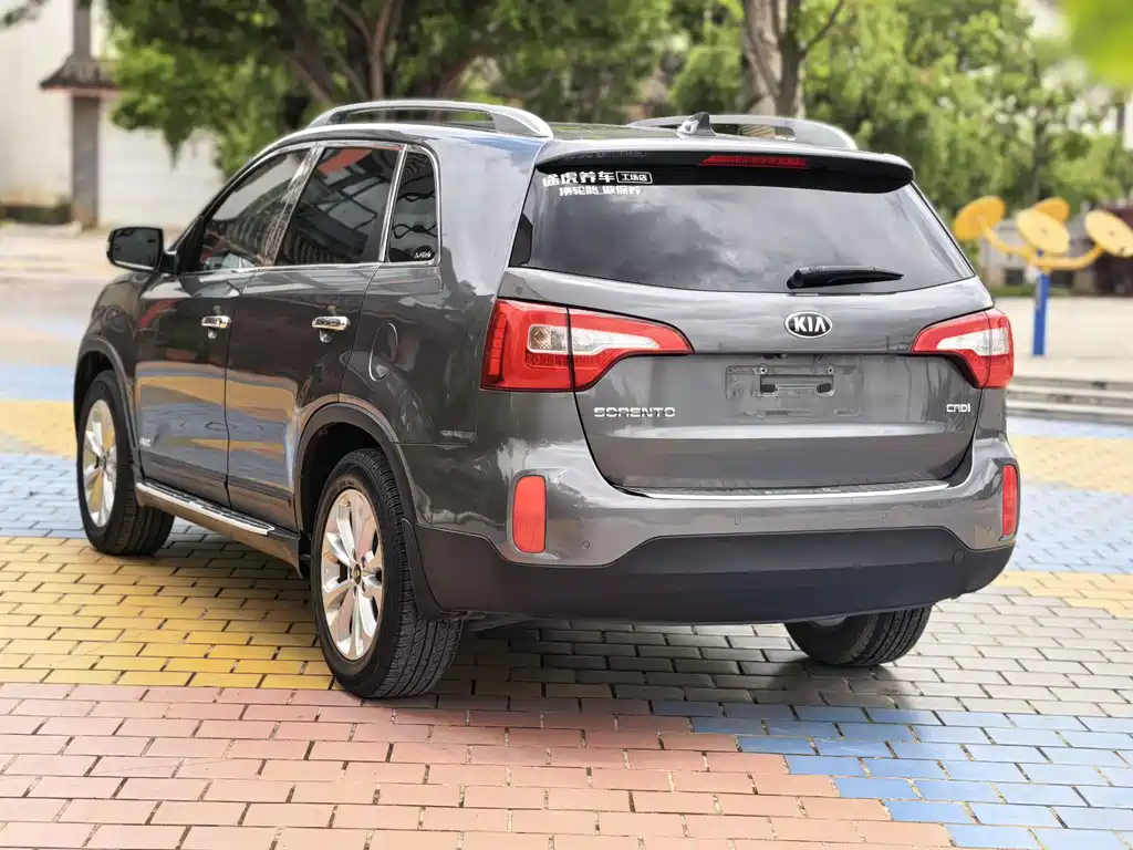 Sorento 2013 2.2T 7-Seater Diesel Luxury Edition