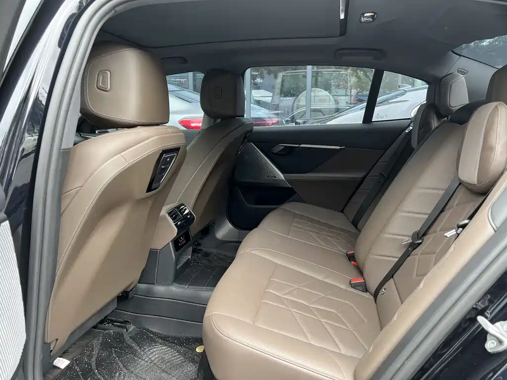 GAC Trumpchi E8 PHEV 2024 150km Longteng Guanghui Edition