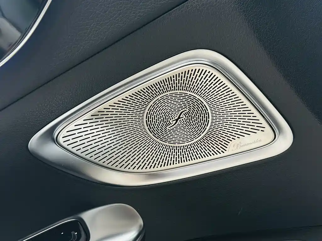 Mercedes-Benz C-Class 2024 C 260 L皓夜运动版