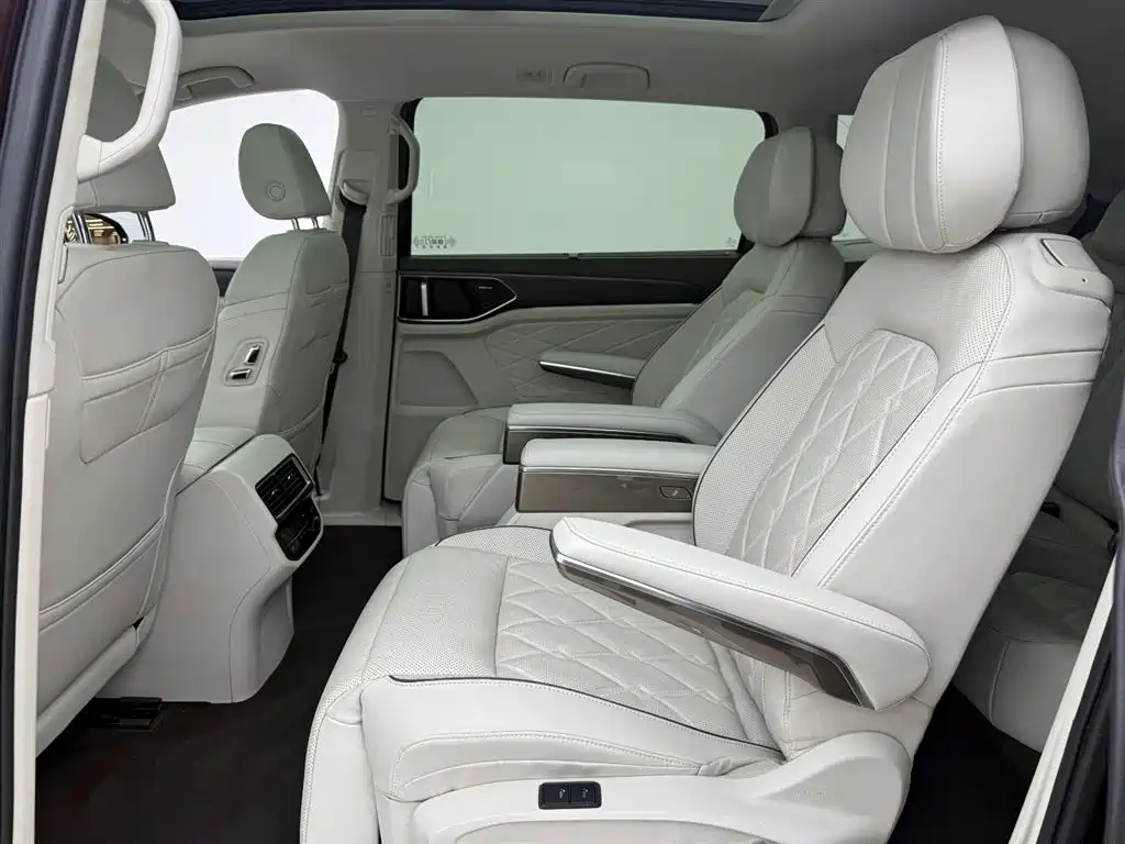Viloran 2022 380TSI Flagship Edition