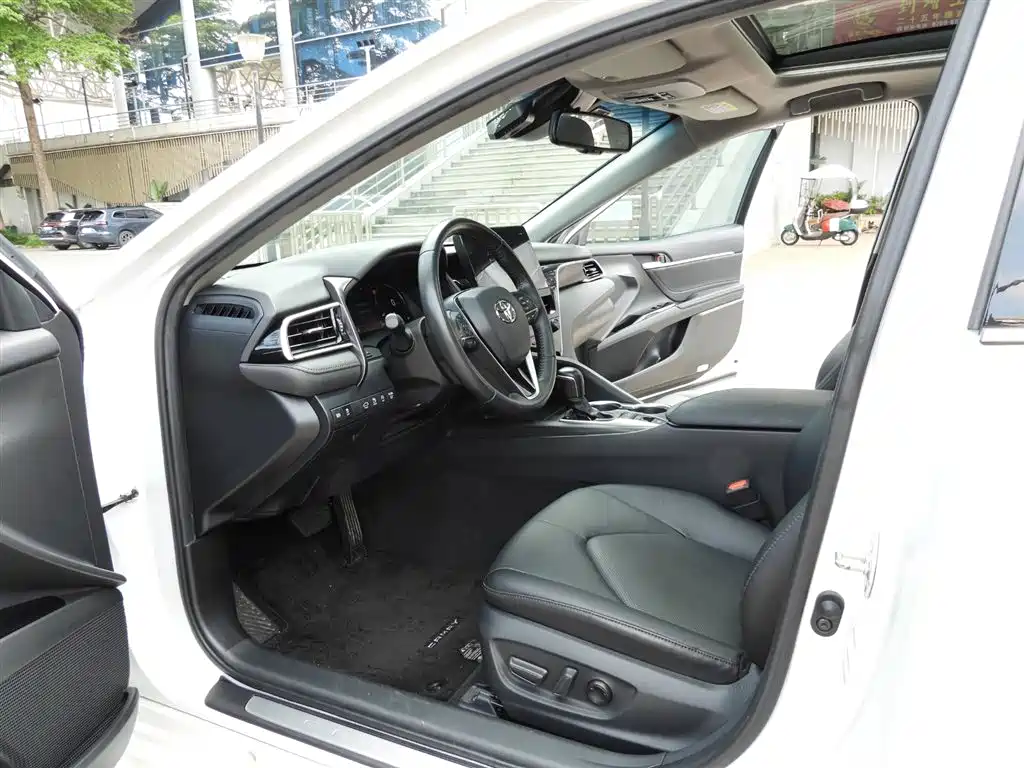 2021 Toyota Camry 2.5G Luxury Edition