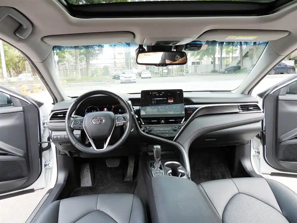 2021 Toyota Camry 2.5G Luxury Edition
