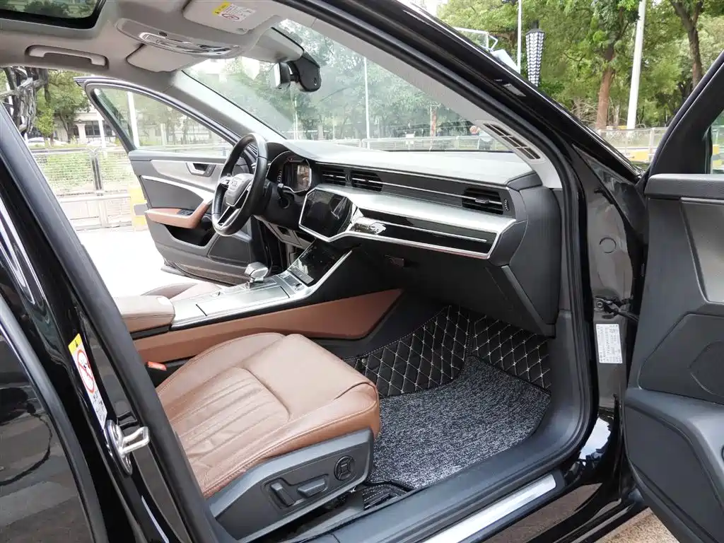 Audi A6L 2020 40 TFSI Luxury Elegant Edition