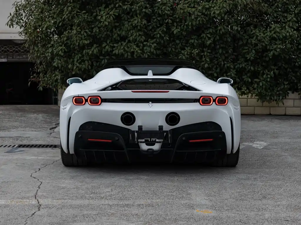 SF90 Spider