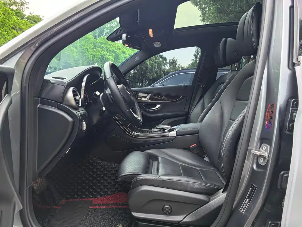 Mercedes-Benz GLC 2019 GLC 260 L 4MATIC Dynamic
