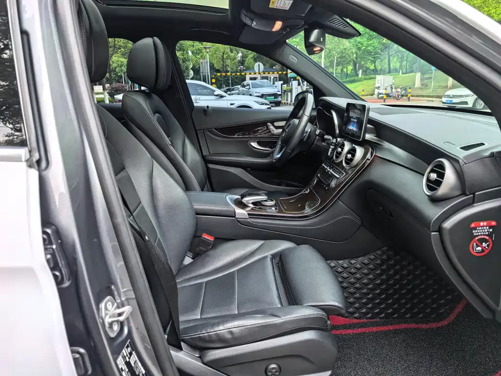 Mercedes-Benz GLC 2019 GLC 260 L 4MATIC Dynamic