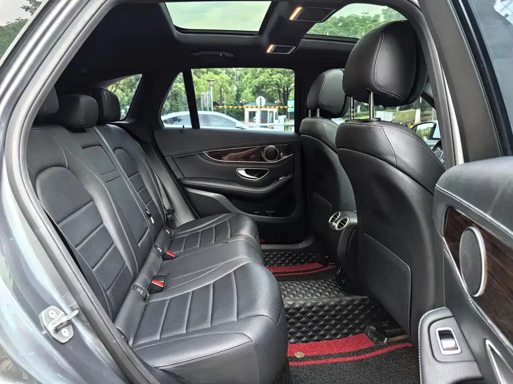 Mercedes-Benz GLC 2019 GLC 260 L 4MATIC Dynamic