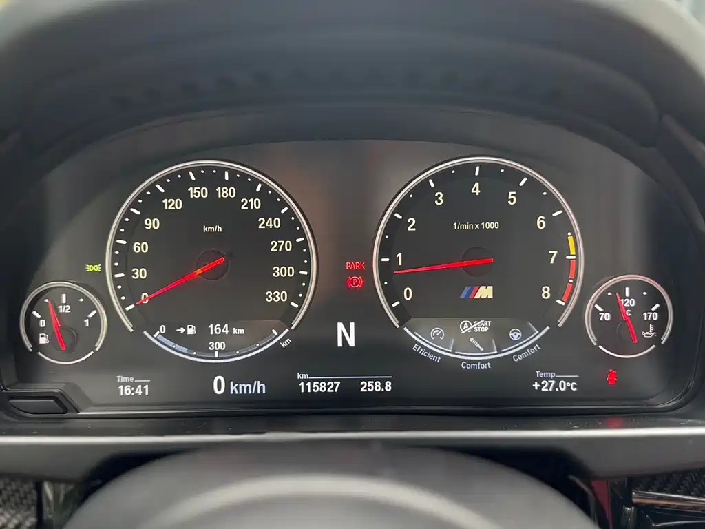 BMW X5 M 2013 - фото 16