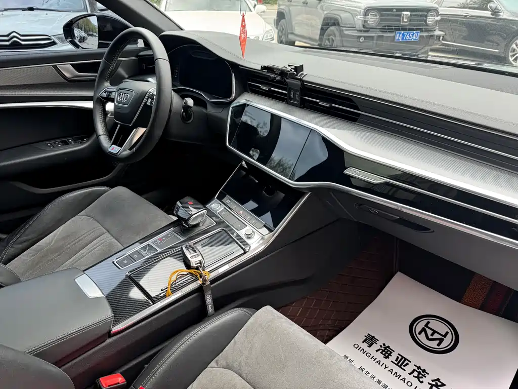 Audi A6L 2020 45 TFSI quattro Zhenxuan Dynamic Edition